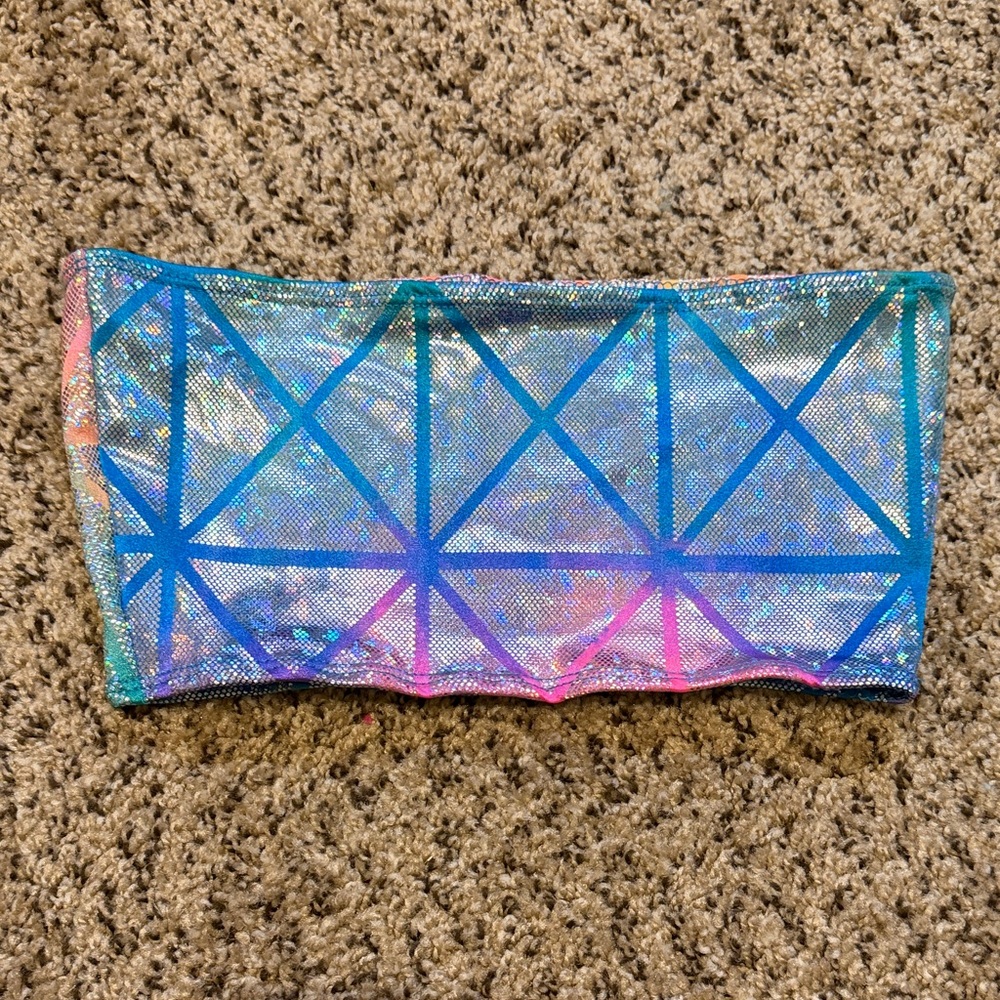 Holographic Geometric Tube Top